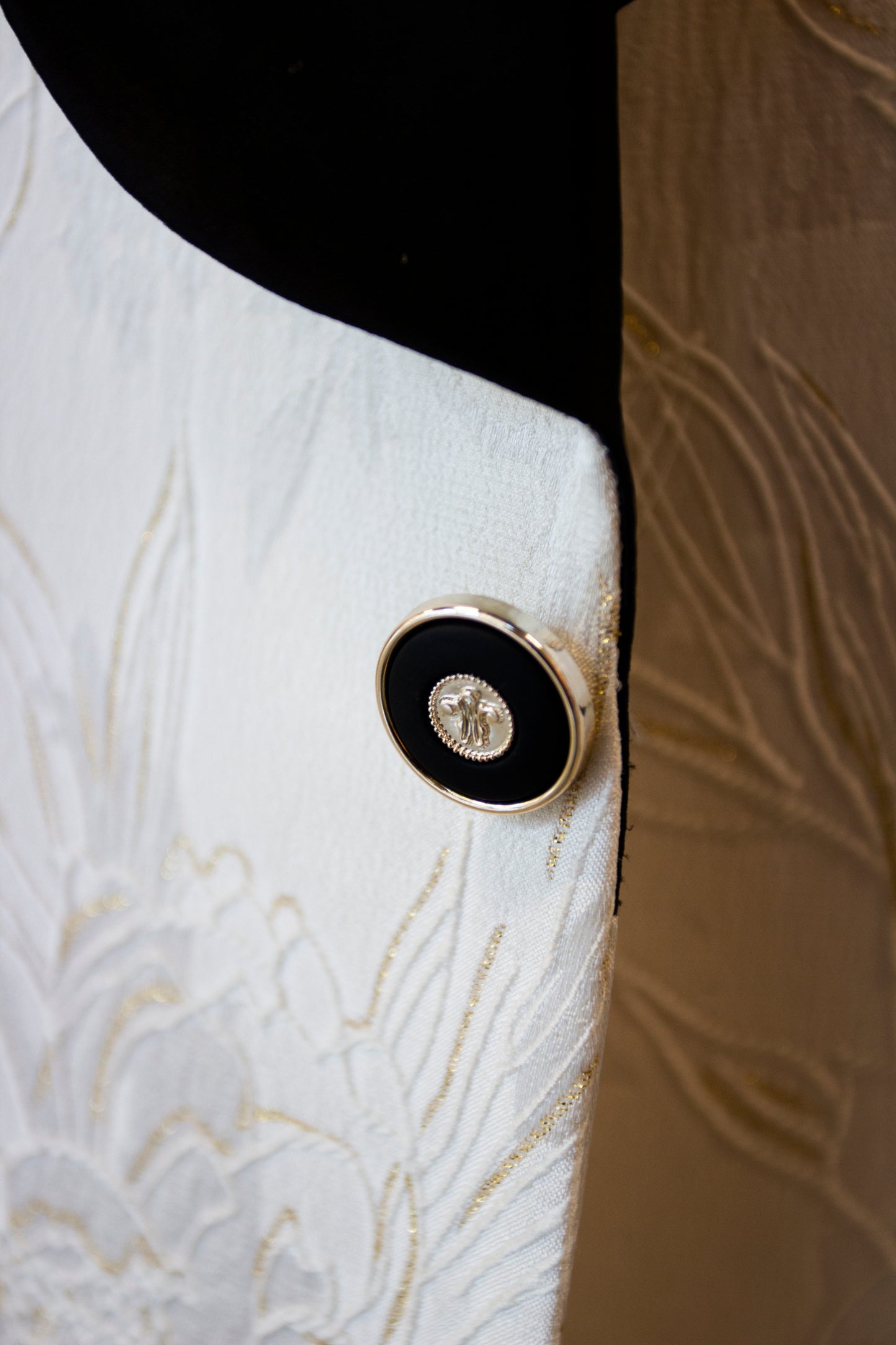 CHYATEE BESPOKE | Cocktail Jacket: Ivory Rose