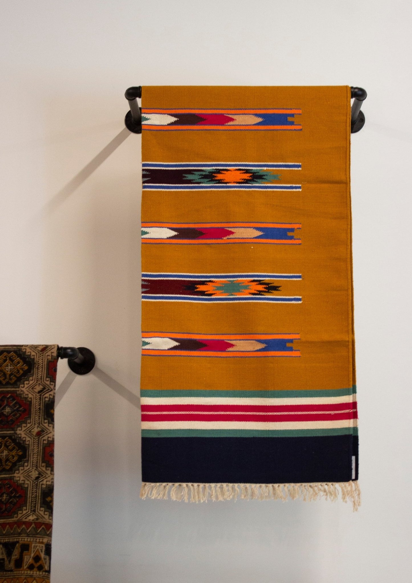 Hand-Woven Living room Rug 4' X 6' - CHYATEE