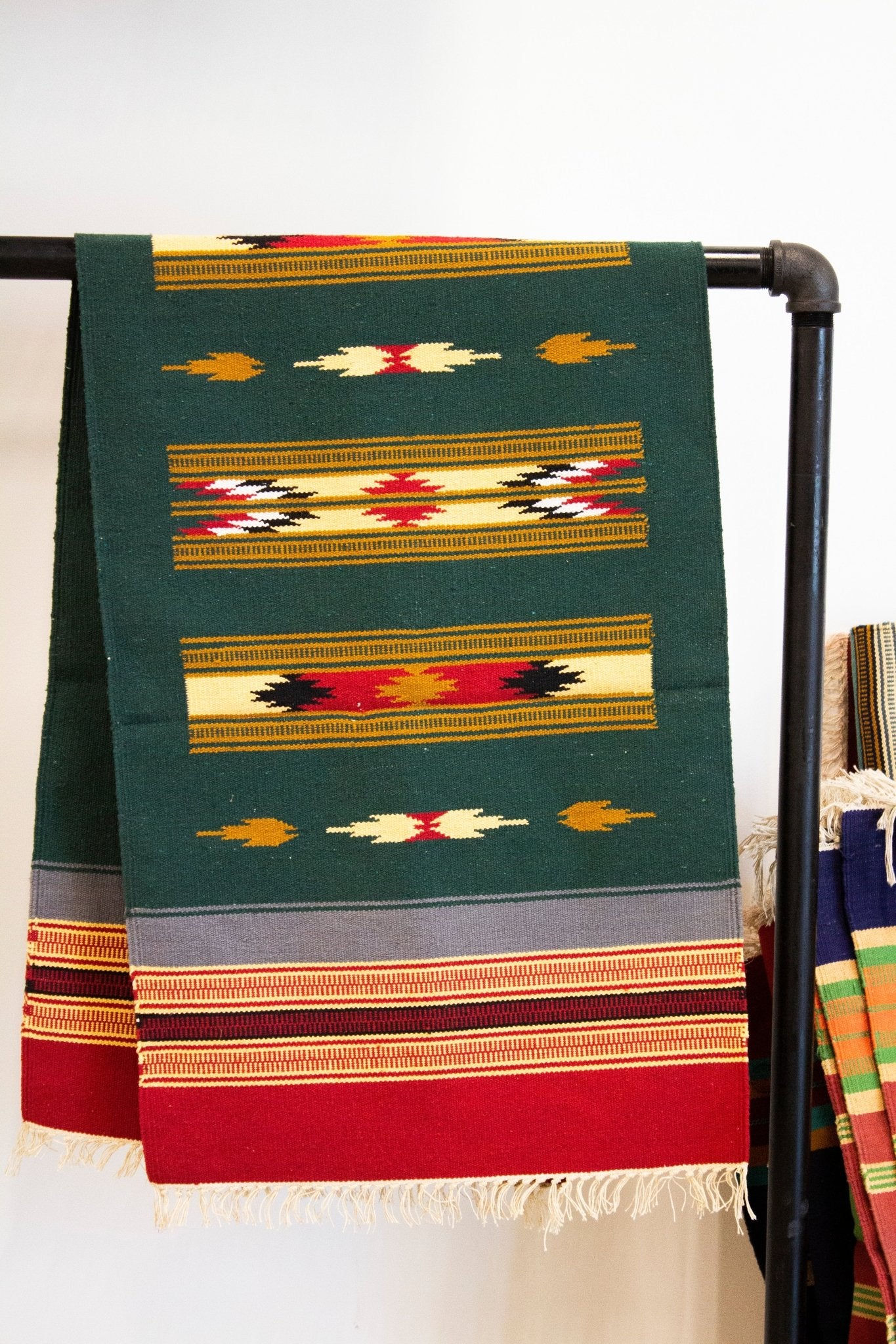 Hand-Woven Runner Rug2' X 6' - CHYATEE